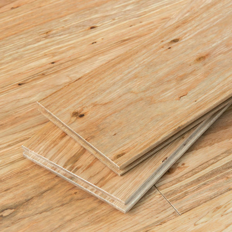 PLANCHERS D’EUCALYPTUS ÉCOLOGIQUES / BAMBOO DESIGN ET ARCHITECTURE